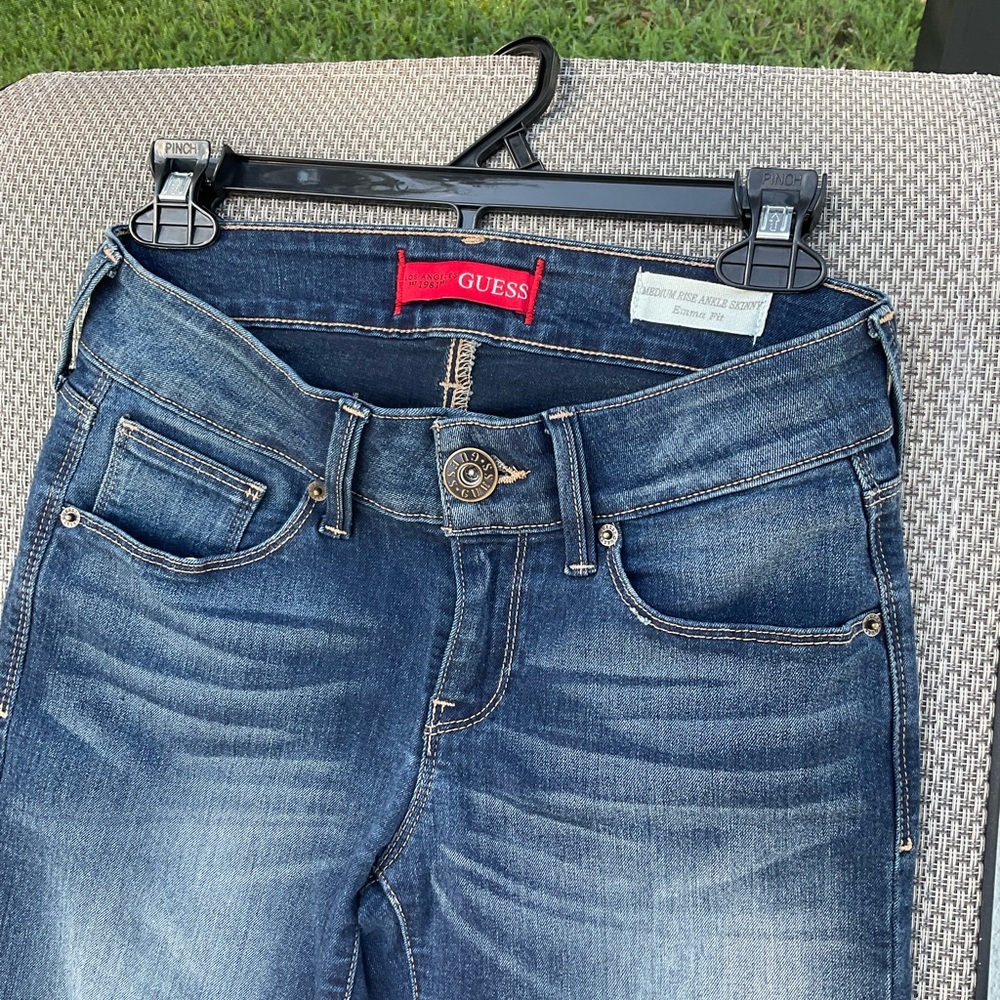 GUESS Women's Mid-Rise Blue Stretch Jeans
